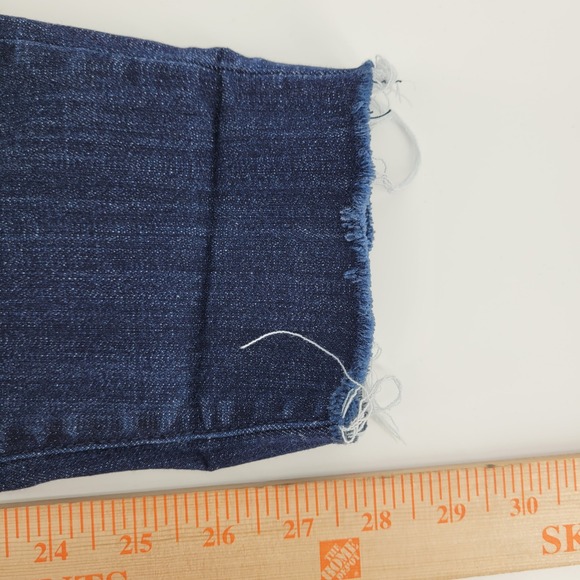 Judy Blue Size 7/28 Skinny Fit Dark Wash Distressed Jeans JB82340DK - Picture 8 of 10